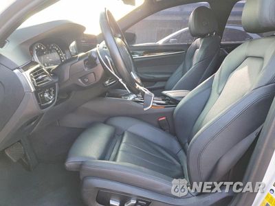 Zdjęcie 7 z 12 samochodu: 2018 BMW 530E VIN:WBAJA9C55JB252522 - miniatura