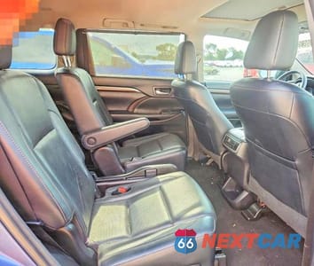 Zdjęcie 11 z 13 samochodu: 2016 TOYOTA HIGHLANDER LIMITED VIN:5TDDKRFH1GS260914 - miniatura