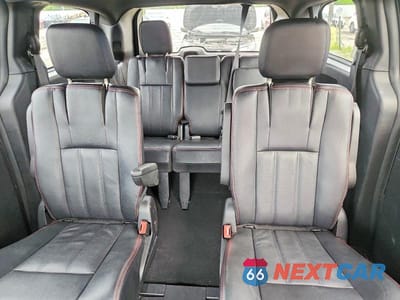 Zdjęcie 10 z 14 samochodu: 2019 DODGE GRAND CARAVAN GT VIN:2C4RDGEG7KR661687 - miniatura