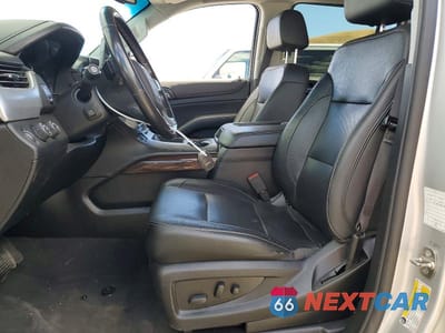 Zdjęcie 7 z 14 samochodu: 2019 GMC YUKON XL VIN:1GKS2GKC9KR351754 - miniatura