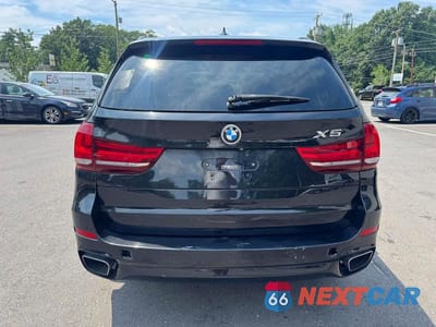 Piąte zdjęcie samochodu w środku: 2015 BMW X5 XDRIVE50I VIN:5UXKR6C59F0J74553 - miniatura