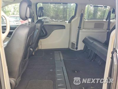 Zdjęcie 11 z 13 samochodu: 2016 CHRYSLER TOWN & COUNTRY TOURING VIN:2C4RC1BGXGR137963 - miniatura
