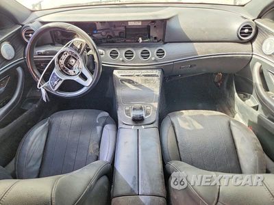 Zdjęcie 8 z 13 samochodu: 2020 MERCEDES-BENZ E 350 VIN:WDDZF8DB2LA700784 - miniatura