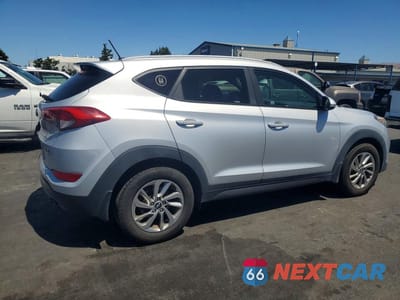 Trzecie zdjęcie samochodu z tyłu: 2016 HYUNDAI TUCSON ECO VIN:KM8J33A23GU156951 - miniatura