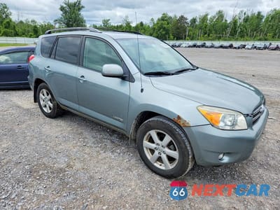 Czwarte zdjęcie samochodu z boku: 2008 TOYOTA RAV4 LIMITED VIN:JTMBD31V286076076 - miniatura