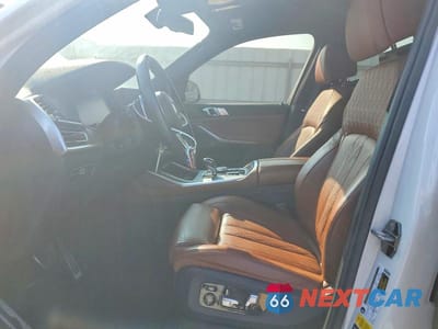 Zdjęcie 7 z 13 samochodu: 2020 BMW X7 XDRIVE40I VIN:5UXCW2C09L9A01894 - miniatura