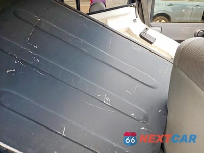 Zdjęcie 10 z 12 samochodu: 2007 JEEP WRANGLER SAHARA VIN:1J4GB59177L199570 - miniatura