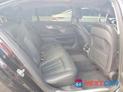 Zdjęcie 10 z 12 samochodu: 2018 BMW 740 XI VIN:WBA7E4C50JGV23989 - miniatura