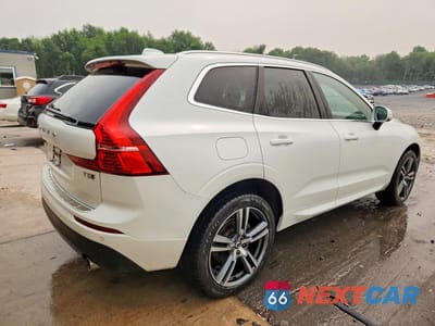Trzecie zdjęcie samochodu z tyłu: 2021 VOLVO XC60 T5 MOMENTUM VIN:YV4102RK4M1758084 - miniatura