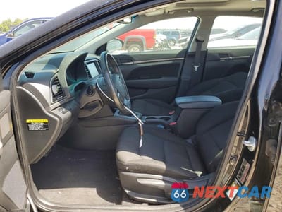 Zdjęcie 7 z 12 samochodu: 2018 HYUNDAI ELANTRA VALUE EDITION VIN:KMHD84LF3JU586197 - miniatura