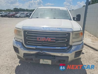 Piąte zdjęcie samochodu w środku: 2015 GMC SIERRA C2500 HEAVY DUTY VIN:1GT21XEG5FZ125648 - miniatura