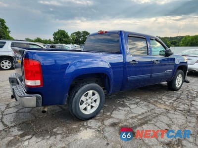 Trzecie zdjęcie samochodu z tyłu: 2013 GMC SIERRA C1500 SLE VIN:3GTP1VE78DG251526 - miniatura