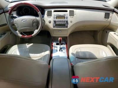 Zdjęcie 8 z 12 samochodu: 2007 HYUNDAI AZERA SE VIN:KMHFC46F87A238229 - miniatura