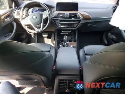 Zdjęcie 8 z 12 samochodu: 2019 BMW X3 XDRIVE30I VIN:5UXTR9C51KLP94232 - miniatura