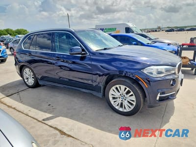 Czwarte zdjęcie samochodu z boku: 2016 BMW X5 XDR40E VIN:5UXKT0C57G0S78474 - miniatura