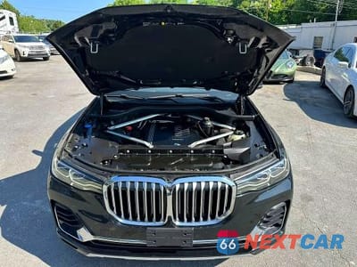 Zdjęcie 8 z 10 samochodu: 2021 BMW X7 XDRIVE40I VIN:5UXCW2C03M9H82428 - miniatura