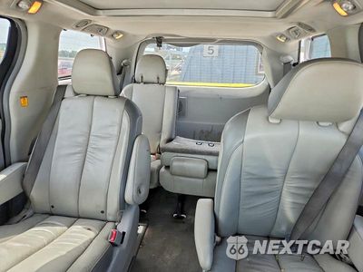 Zdjęcie 10 z 13 samochodu: 2011 TOYOTA SIENNA LIMITED 7-PASSENGER VIN:5TDYK3DC0BS098160 - miniatura