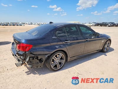 Trzecie zdjęcie samochodu z tyłu: 2014 BMW 550 I VIN:WBAKN9C55ED000983 - miniatura