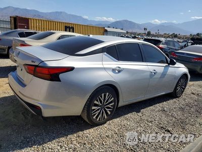 Trzecie zdjęcie samochodu z tyłu: 2024 NISSAN ALTIMA SV VIN:1N4BL4DV3RN374556 - miniatura