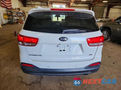 Zdjęcie 6 z 13 samochodu: 2017 KIA SORENTO LX VIN:5XYPG4A39HG296037 - miniatura
