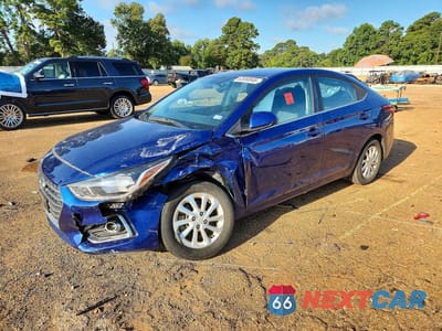 2021 HYUNDAI ACCENT SEL 3KPC24A62ME138122 - główne zdjęcie licytacji z USA - miniatura