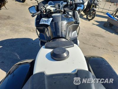 Zdjęcie 6 z 9 samochodu: 2016 BMW R1200 RT VIN:WB10A1303GZ195870 - miniatura