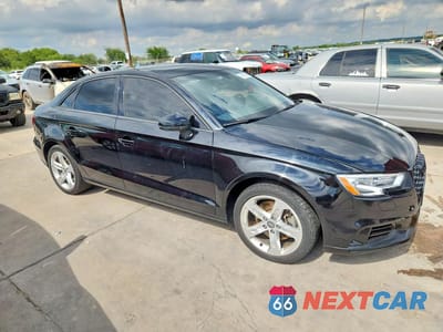 Czwarte zdjęcie samochodu z boku: 2017 AUDI A3 PREMIUM VIN:WAUAUGFF1H1026106 - miniatura