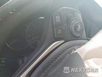 Zdjęcie 9 z 13 samochodu: 2014 TOYOTA COROLA VIN:5YFBURHE7EP046455 - miniatura