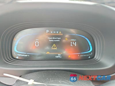 Zdjęcie 9 z 14 samochodu: 2025 HYUNDAI VENUE SEL VIN:KMHRC8A36SU387585 - miniatura