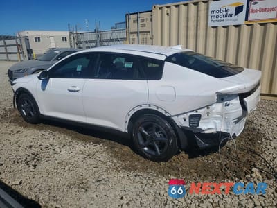 Drugie zdjęcie samochodu z przodu: 2026 KIA K4 LXS VIN:3KPFT4DE8TE341723 - miniatura