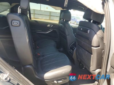 Zdjęcie 11 z 13 samochodu: 2023 BMW X7 XDRIVE40I VIN:5UX23EM09P9R79013 - miniatura