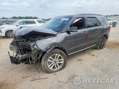 2017 FORD EXPLORER XLT 1FM5K7D8XHGA32154 - główne zdjęcie licytacji z USA - miniatura