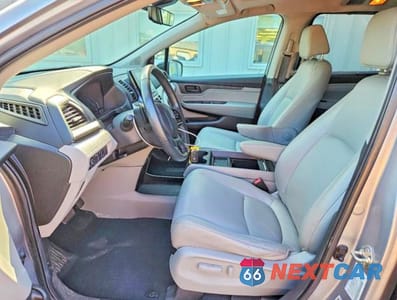 Zdjęcie 7 z 13 samochodu: 2019 HONDA ODYSSEY EXL VIN:5FNRL6H78KB116764 - miniatura