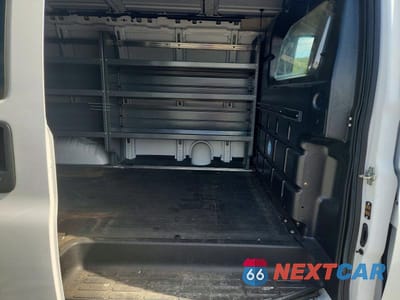 Zdjęcie 10 z 12 samochodu: 2022 CHEVROLET EXPRESS G2500 VIN:1GCWGAFP2N1167882 - miniatura
