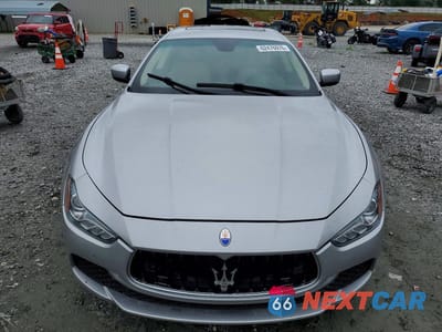 Piąte zdjęcie samochodu w środku: 2015 MASERATI GHIBLI S VIN:ZAM57RTA1F1135402 - miniatura