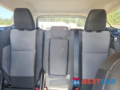 Zdjęcie 10 z 13 samochodu: 2017 FORD ESCAPE SE VIN:1FMCU9GD2HUC53853 - miniatura