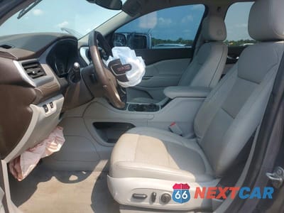 Zdjęcie 7 z 13 samochodu: 2020 GMC ACADIA SLT VIN:1GKKNMLS9LZ129874 - miniatura