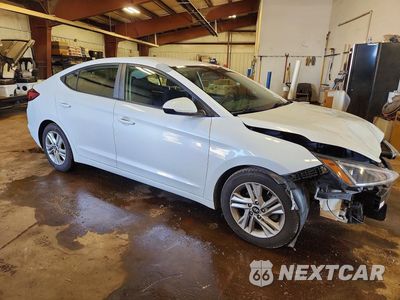 Czwarte zdjęcie samochodu z boku: 2020 HYUNDAI ELANTRA SEL VIN:5NPD84LF4LH528651 - miniatura