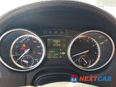 Zdjęcie 9 z 13 samochodu: 2010 MERCEDES-BENZ GL 450 4MATIC VIN:4JGBF7BE4AA555954 - miniatura