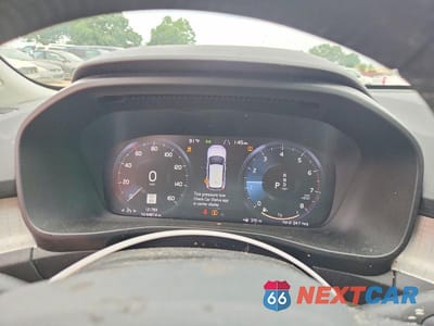 Zdjęcie 9 z 13 samochodu: 2019 VOLVO XC40 T5 MOMENTUM VIN:YV4162UK3K2154104 - miniatura