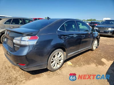 Trzecie zdjęcie samochodu z tyłu: 2010 LEXUS HS 250H VIN:JTHBB1BA3A2013134 - miniatura