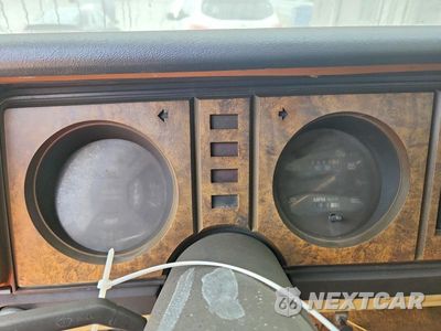 Zdjęcie 9 z 12 samochodu: 1984 FORD BRONCO II VIN:1FMBU14S3EUA21094 - miniatura