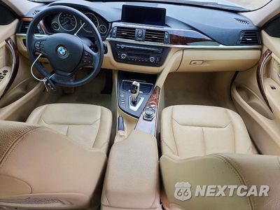 Zdjęcie 8 z 13 samochodu: 2013 BMW 328 XI VIN:WBA3B3G50DNR81267 - miniatura