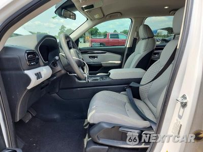 Zdjęcie 7 z 13 samochodu: 2023 HONDA PILOT LX VIN:5FNYG2H23PB014194 - miniatura