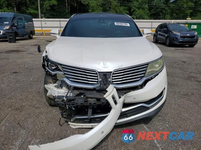 Piąte zdjęcie samochodu w środku: 2016 LINCOLN MKX RESERVE VIN:2LMTJ6LR7GBL56056 - miniatura