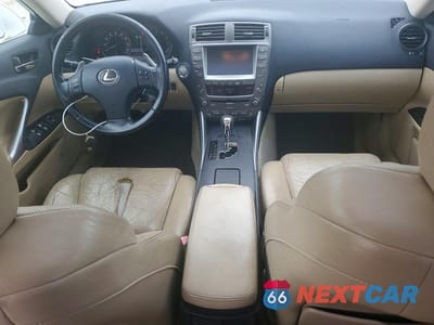 Zdjęcie 8 z 12 samochodu: 2006 LEXUS IS 350 VIN:JTHBE262365010479 - miniatura