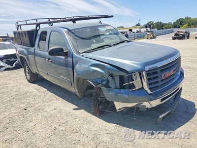 Czwarte zdjęcie samochodu z boku: 2007 GMC SIERRA K2500 HEAVY DUTY VIN:1GTHK29K37E582461 - miniatura