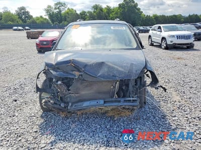 Piąte zdjęcie samochodu w środku: 2012 KIA SEDONA LX VIN:KNDMG4C78C6445939 - miniatura