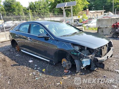 Czwarte zdjęcie samochodu z boku: 2015 HYUNDAI SONATA LIMITED VIN:5NPE34AF2FH086642 - miniatura
