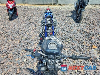 Piąte zdjęcie samochodu w środku: 2016 YAMAHA FZ07 VIN:JYARM06E7GA008207 - miniatura